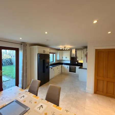 Holiday home Cois Cairn Dingle